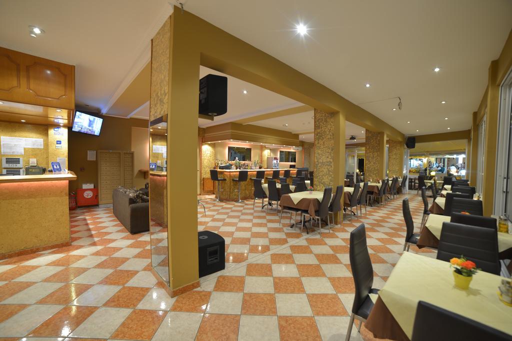 Hotel Angelina restaurant.jpg