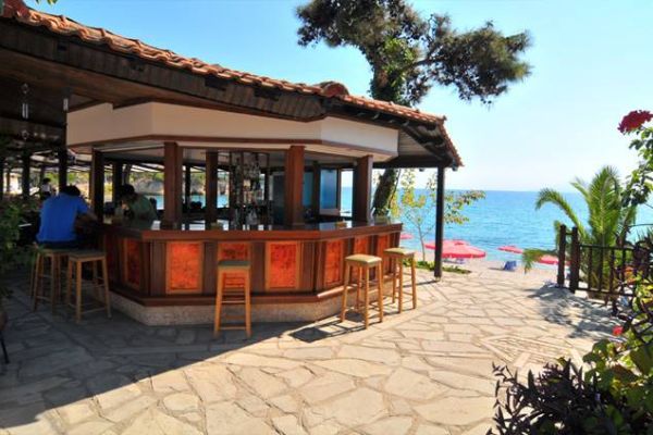 Akti hotel - bar.jpg
