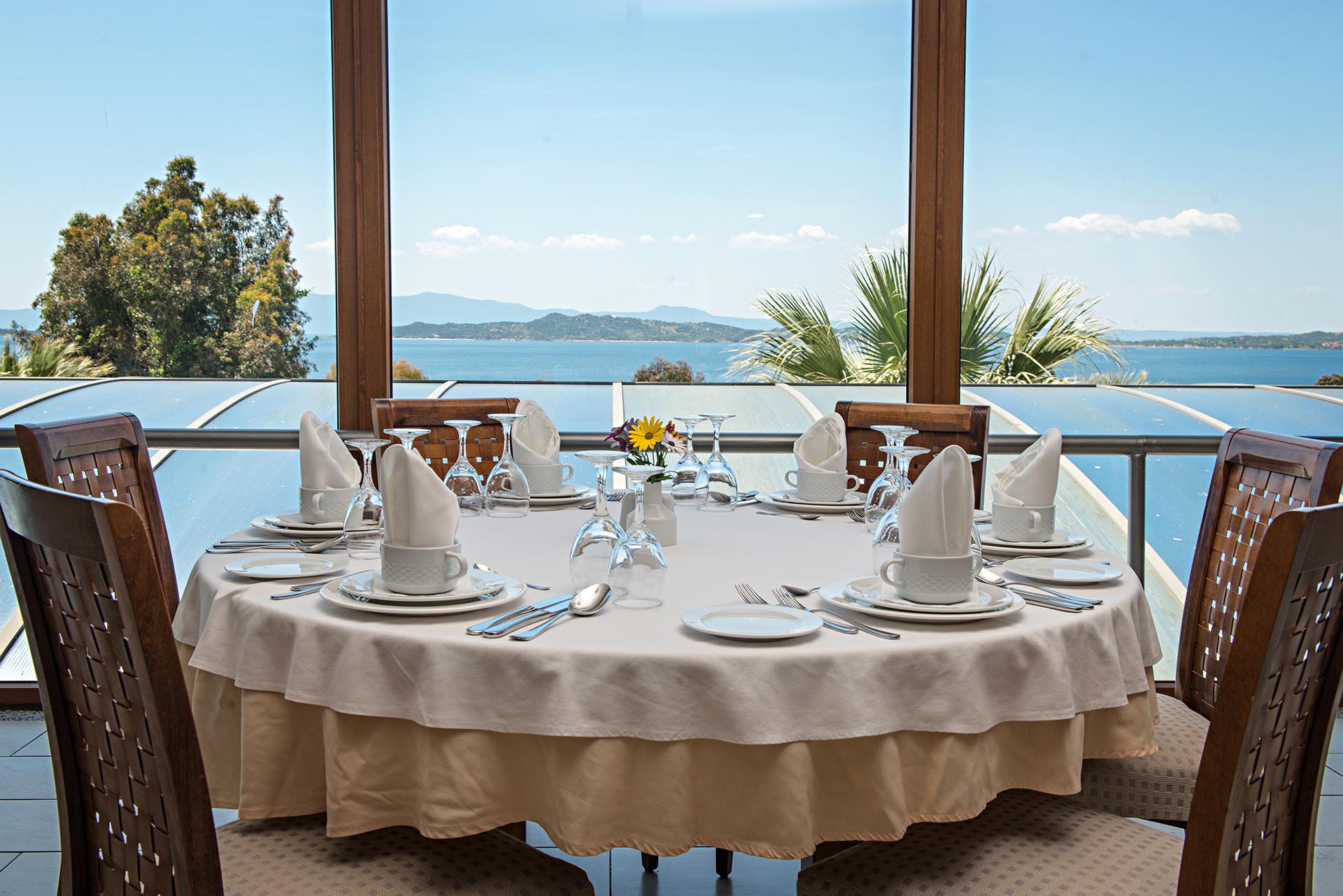 Hotel Aristoteles Holiday Resort restoran.jpg