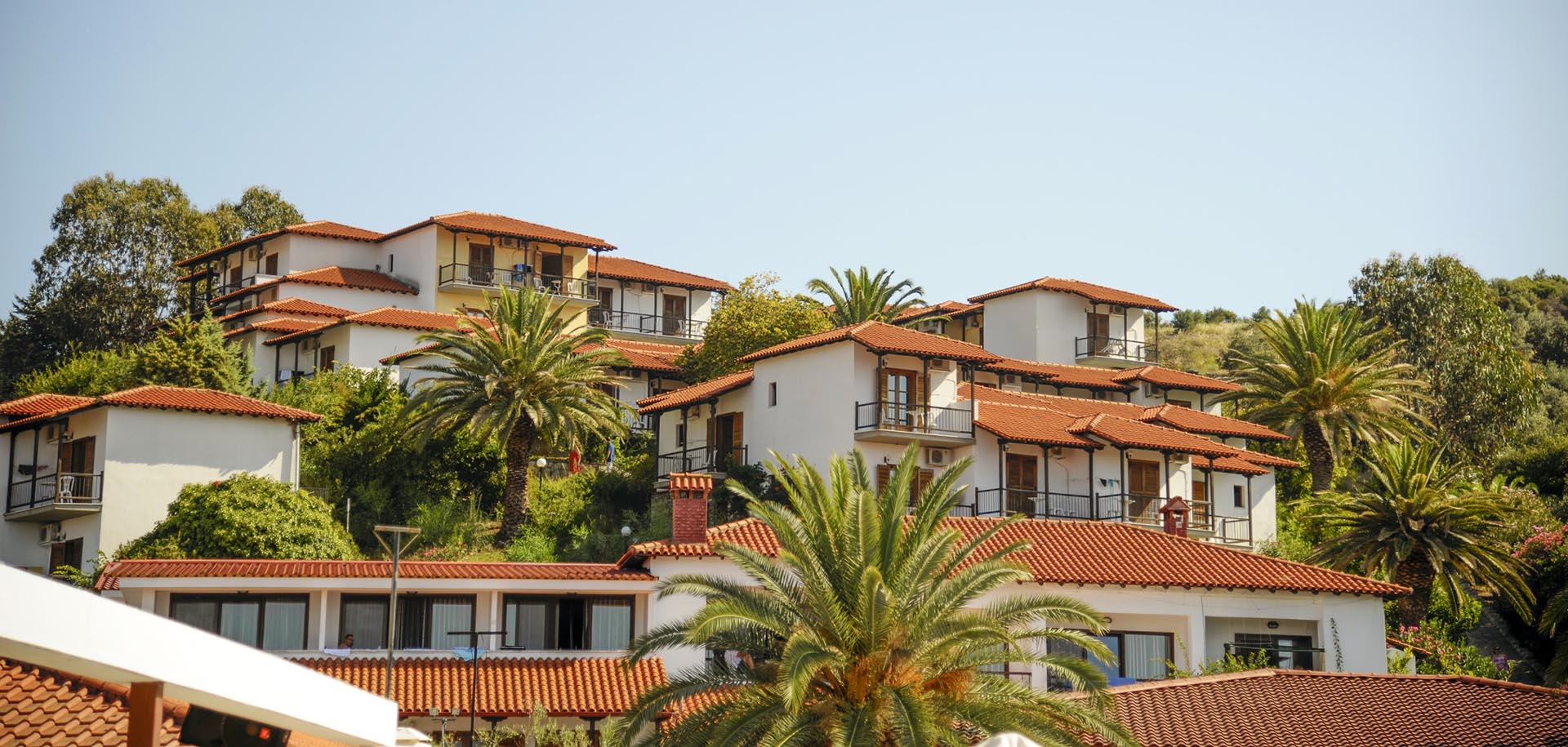Hotel Aristoteles Holiday Resort spolja.jpg