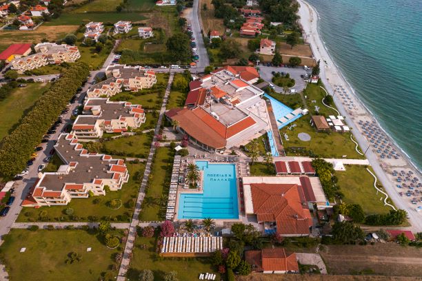 Hotel Poseidon Palace exterior.jpg