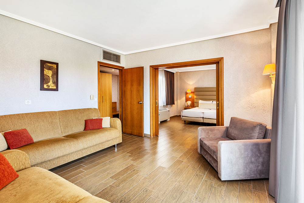 Hotel Poseidon Palace family soba.jpg