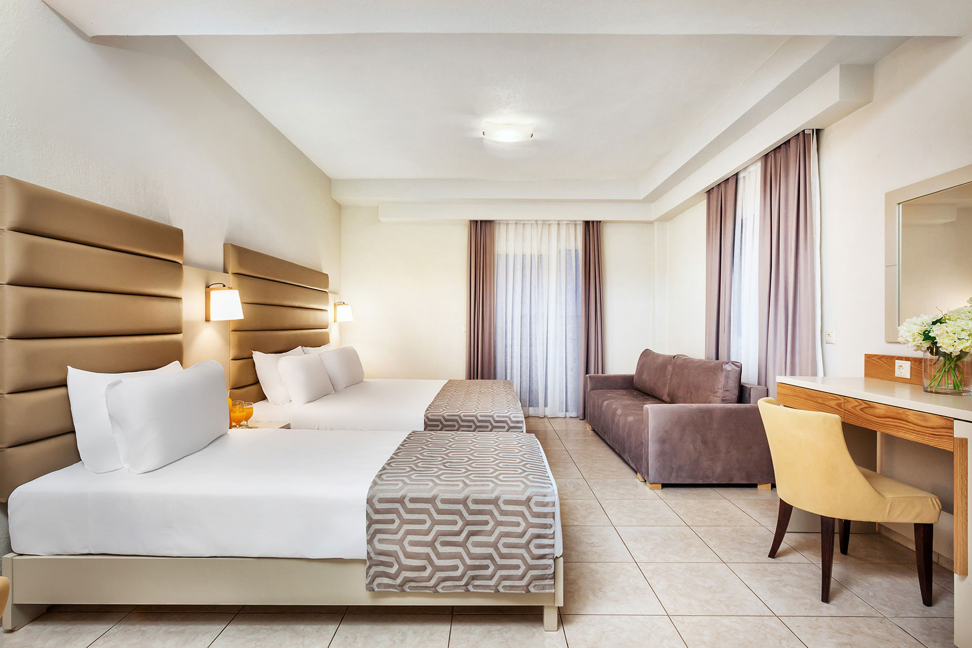 Hotel Poseidon Palace spavaca soba.jpg