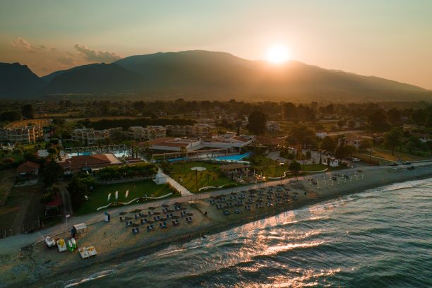Hotel Poseidon Palace zalazak sunca.jpg