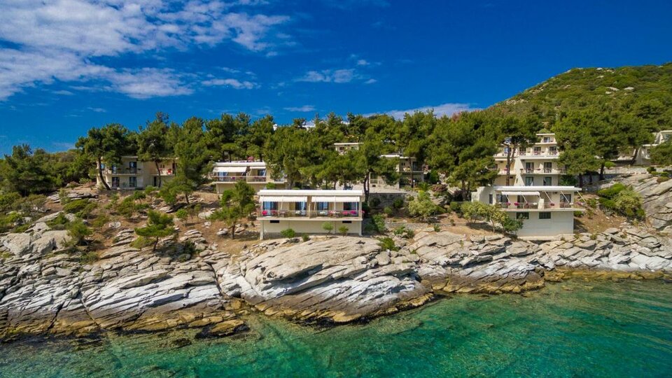 Hotel Tosca Beach sea view front.jpg