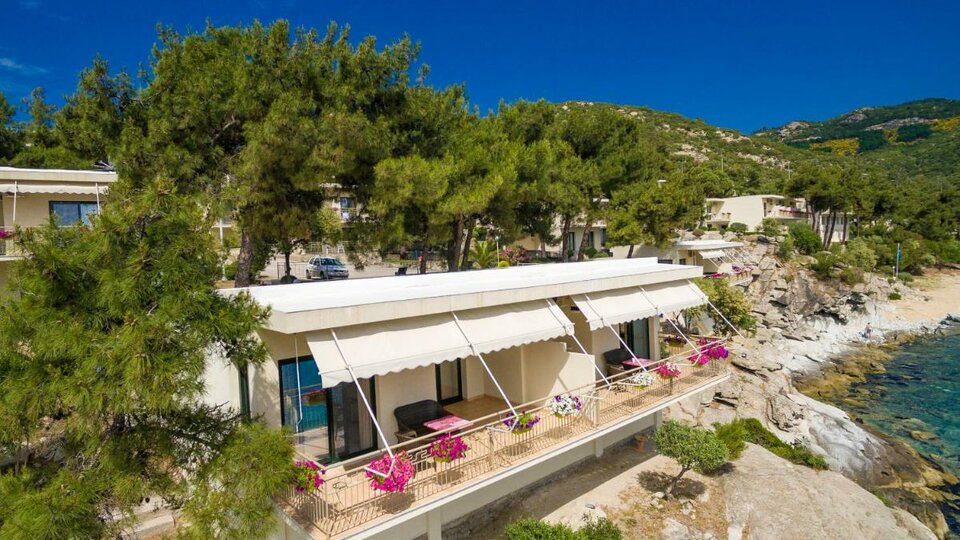 Tosca beach pogled na more.jpg