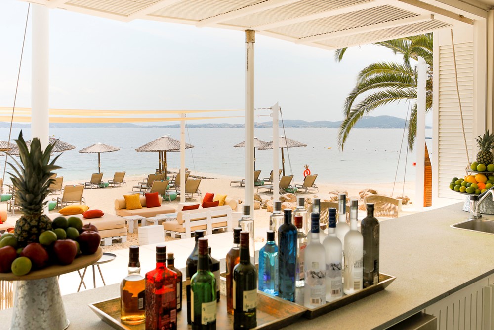 Hotel Eagles Palace Ammos beach bar.jpg