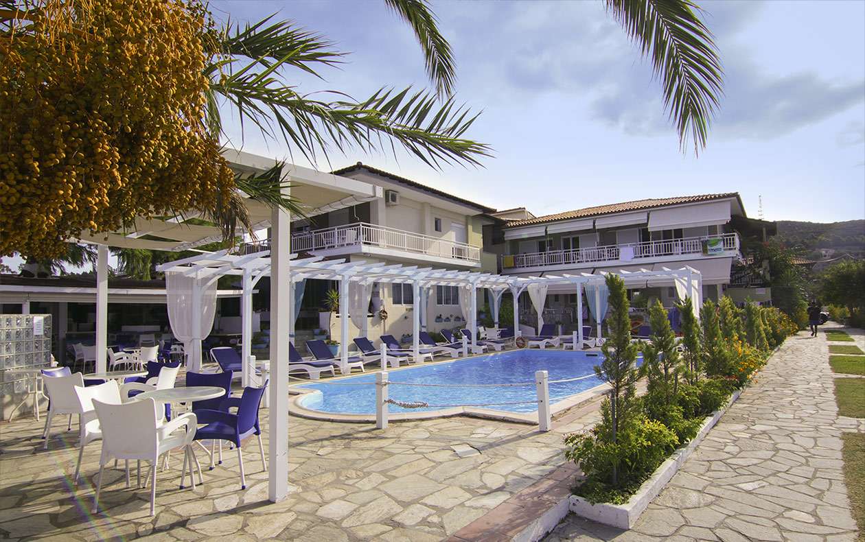 Sunset hotel - bazen.jpg