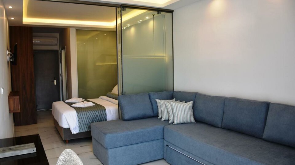 4 You Boutique hotel - Ugaona garnitura.jpg