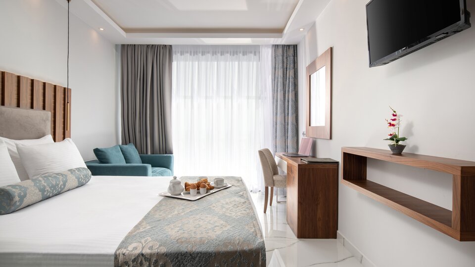 4 You Boutique hotel - pogled na sobu.jpg