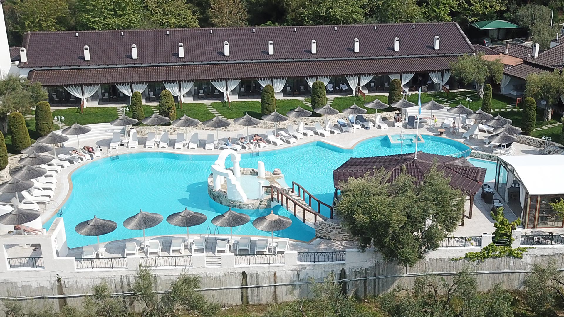 Acrotel Athena Residence hotel - pogled na bazen.jpg