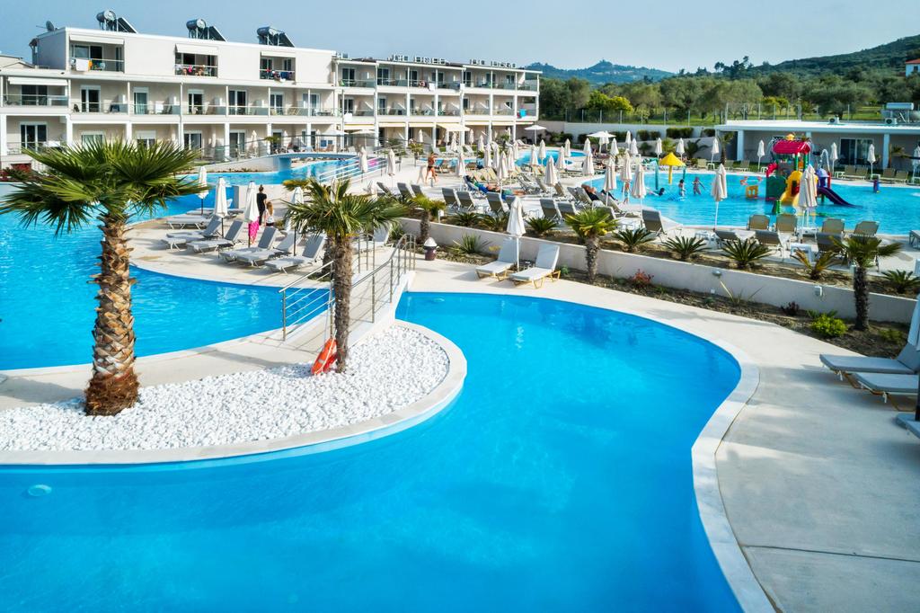 Hotel Anna pools.jpg