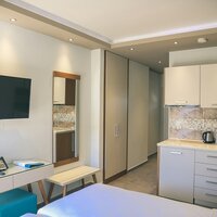 Hotel Royal - Deluxe Studio.jpg
