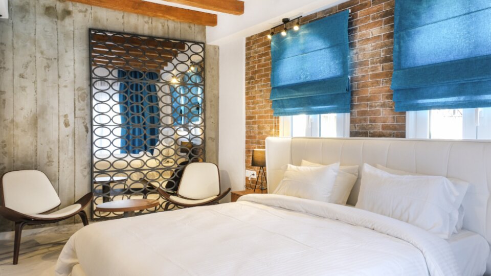 Royal Hotel _ Suites - 2 bedrooms suite.jpg