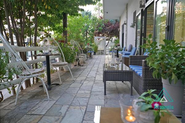 Atlantis hotel - balkon.jpg