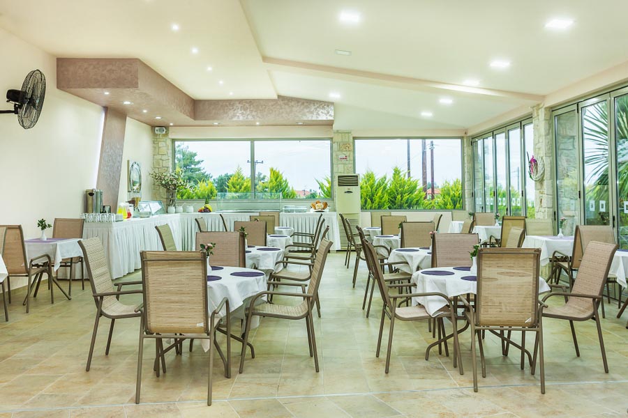 Anna Maria Paradise hotel pansionski restoran.jpg