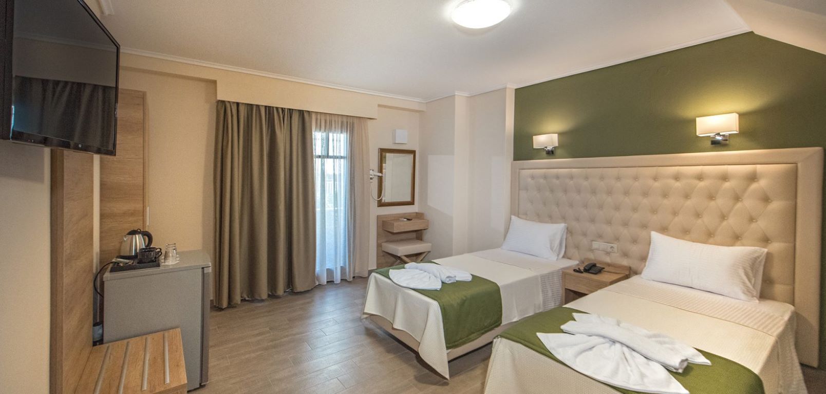 Konaki Hotel-Junior suite.jpg