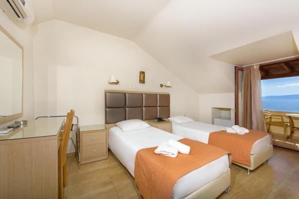 Ouranoupoli Princess Hotel - kreveti.jpg