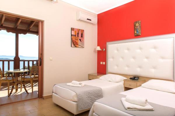 Ouranoupoli Princess Hotel - ležejevi.jpg