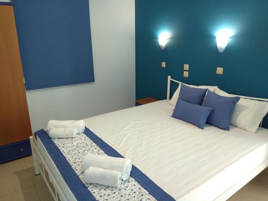 Elinnas Hotel - francuski ležaj.jpg