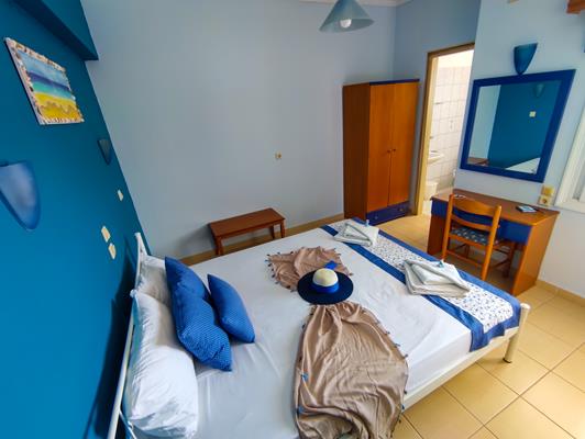 Elinnas Hotel - soba.jpg