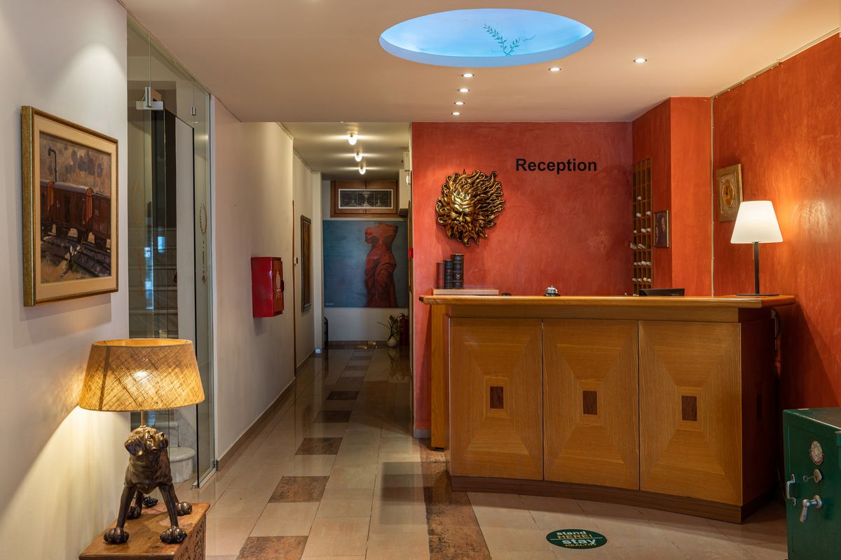 Dias Hotel-Recepcija.jpg