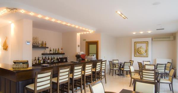 Kalipso Resort - bar.jpg