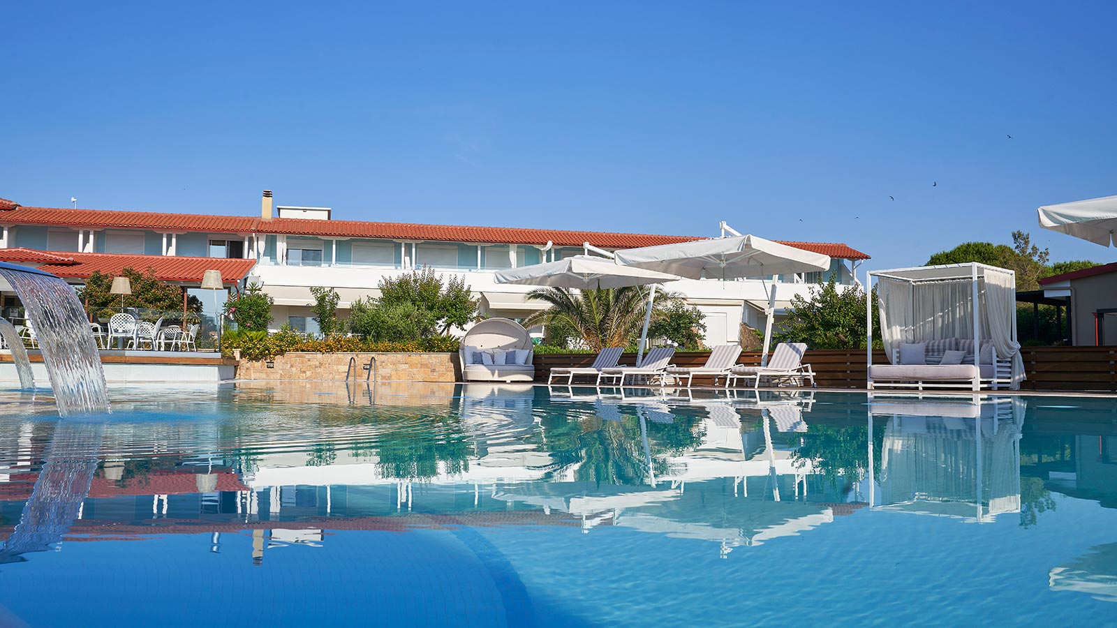 Hotel Antigoni Beach pool.jpg