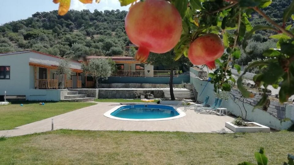 Marti Resort - bazen.jpg