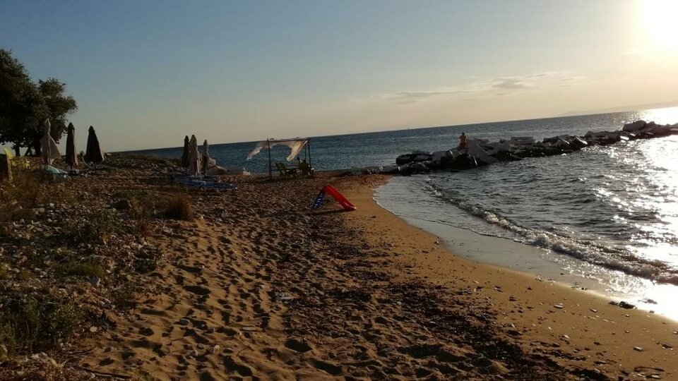 Marti Resort - plaža u blizini hotela.jpg