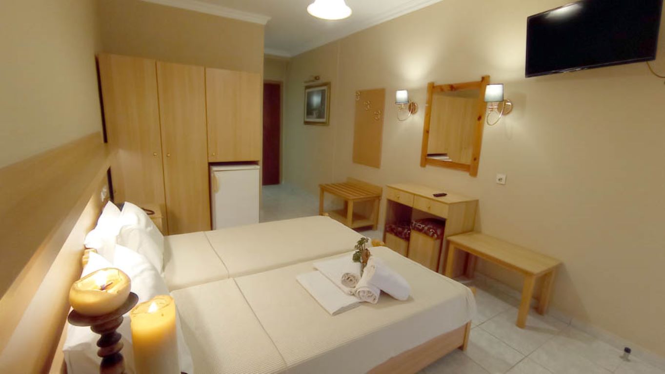 Themis Beach Hotel-Standardna soba.jpg