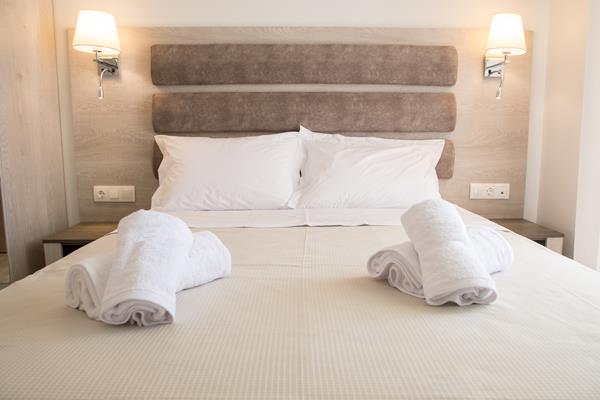 Aria Garden Suites - francuski ležaj.jpg