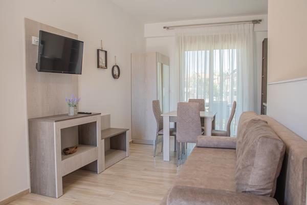 Aria Garden Suites - sofa.jpg