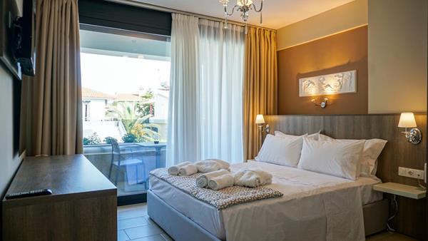 Agnes Deluxe Hotel - francuski ležaj.jpg
