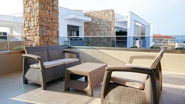 Agnes Deluxe Hotel - opremljeni balkon.jpg