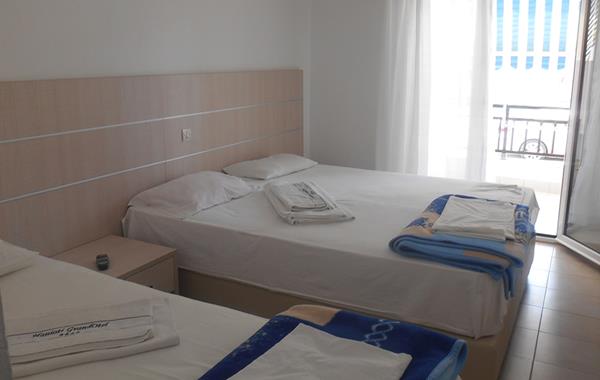 Vilar Apartments - pogled na ležajeve.jpg