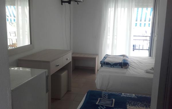 Vilar Apartments - pogled na sobu.jpg