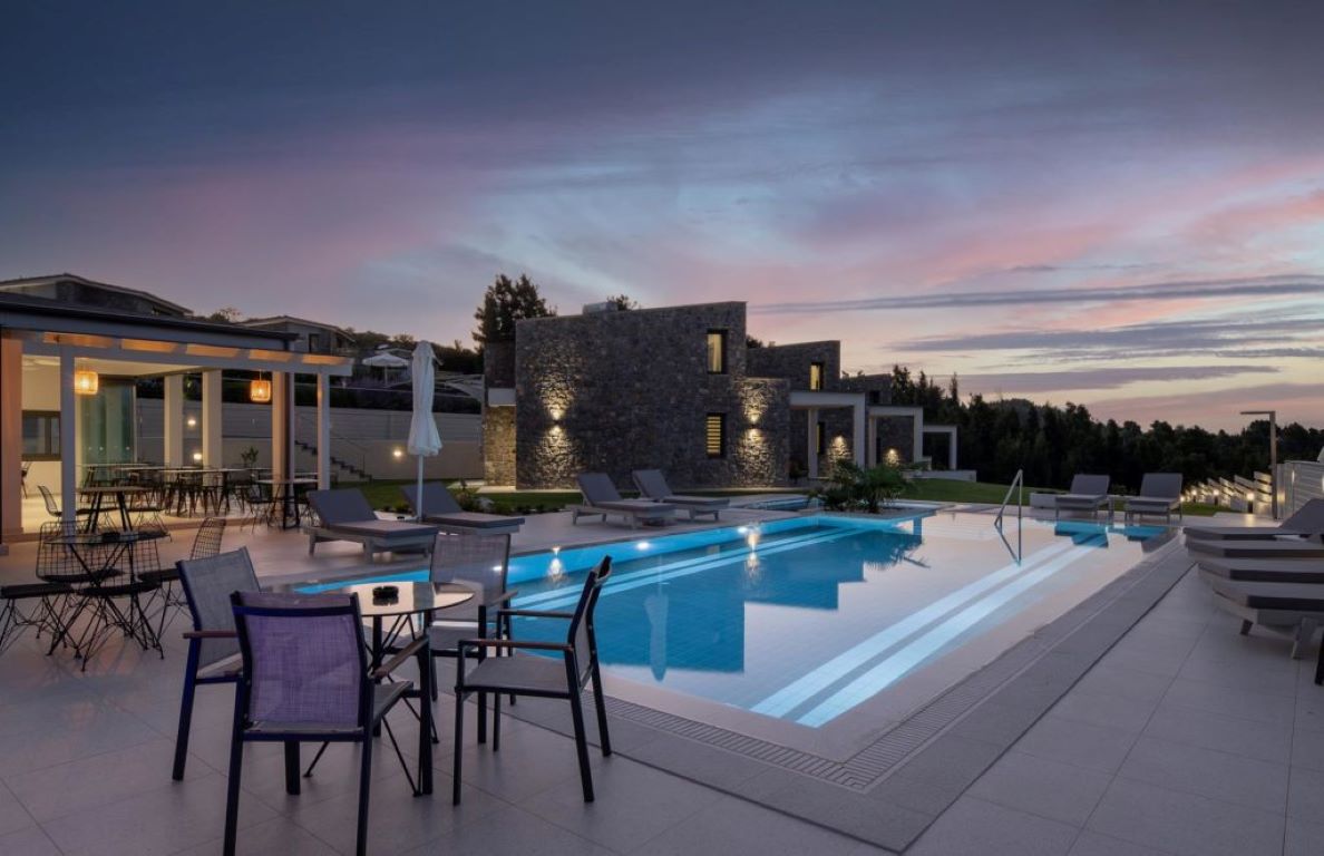 Terra Olivia Luxury Villas and Suites Hotel-Bazen.jpg