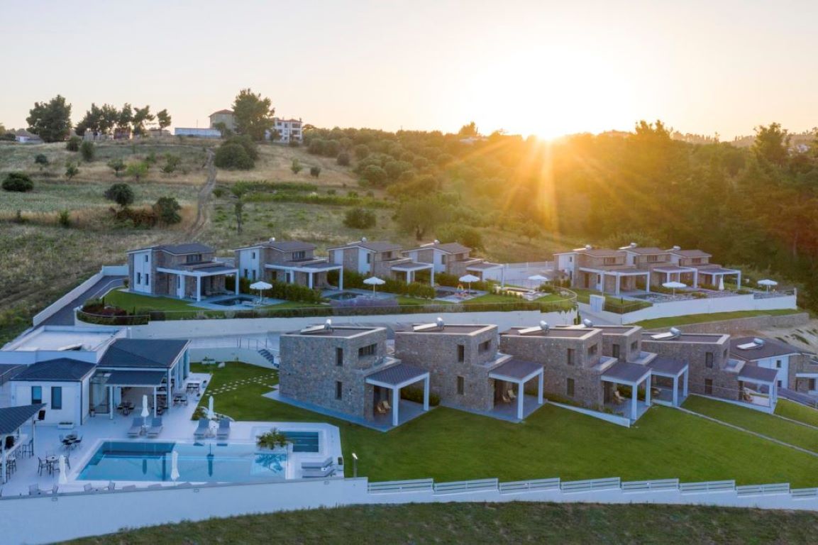 Terra Olivia Luxury Villas and Suites-Izlazak sunca.jpg
