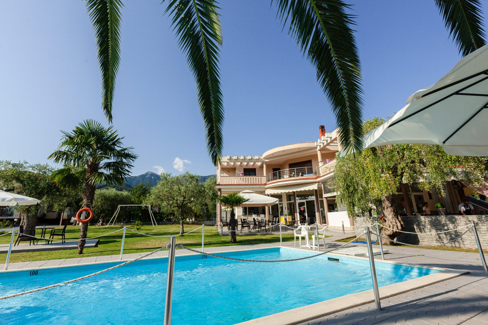 Hotel Chrisa-Bazen.jpg