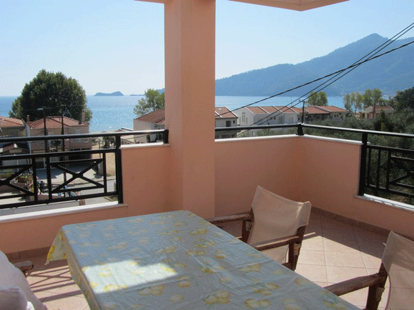 Liberty Hotel - opremljeni balkon.jpg