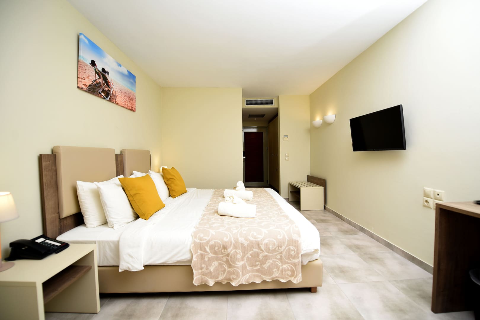 Hotel Olympian Bay-Standardni bungalov.jpg