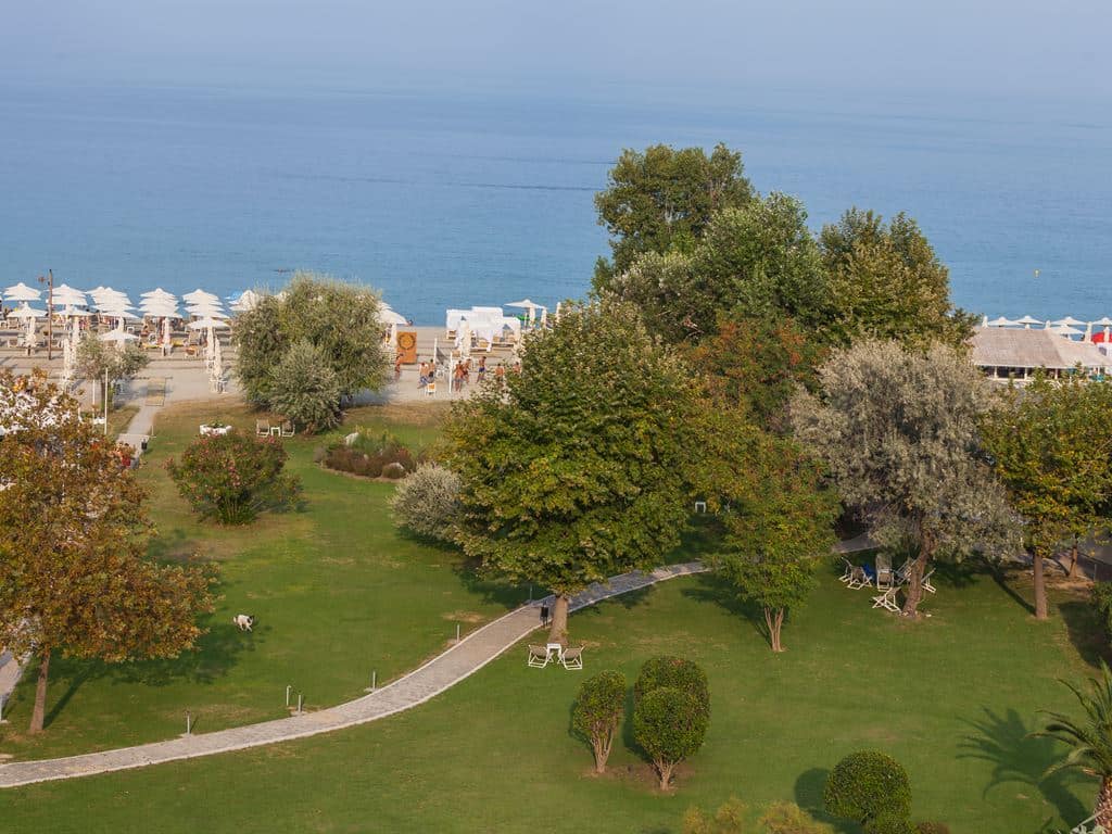 Olympian Bay Hotel-Plaza.jpg