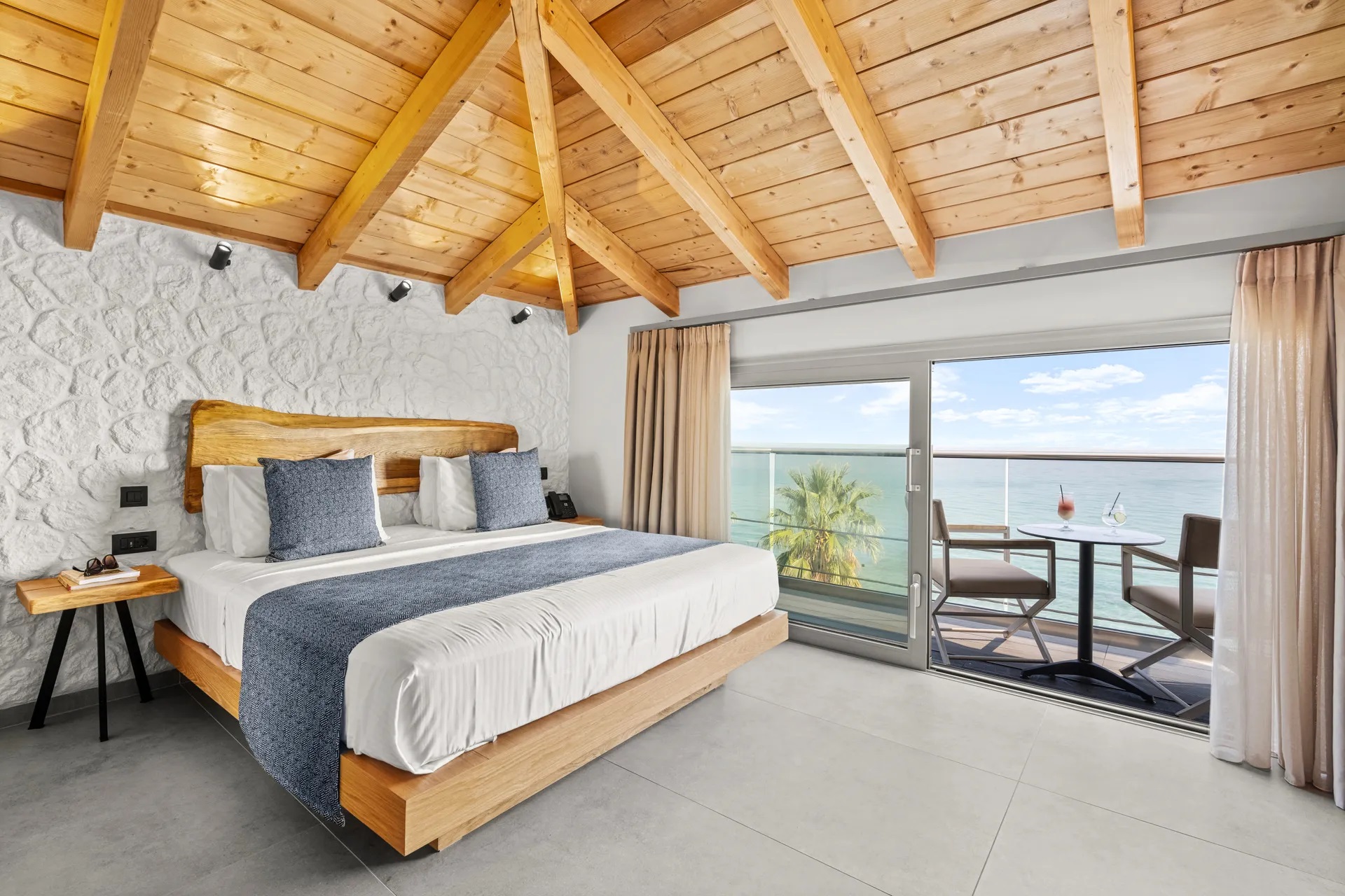 Emily's Luxury Suites-Junior suite.jpg