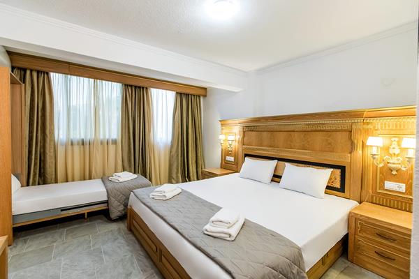 Greek Pride Seafront hotel - ležajevi.jpg
