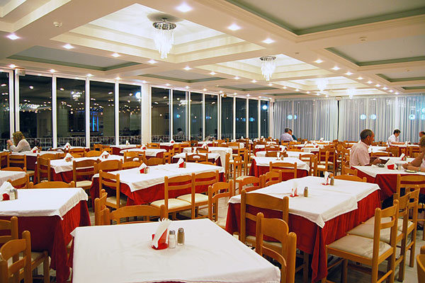 Captain_s hotel - restoran.jpg