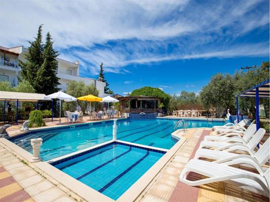 Astris Sun Hotel - bazen.jpg