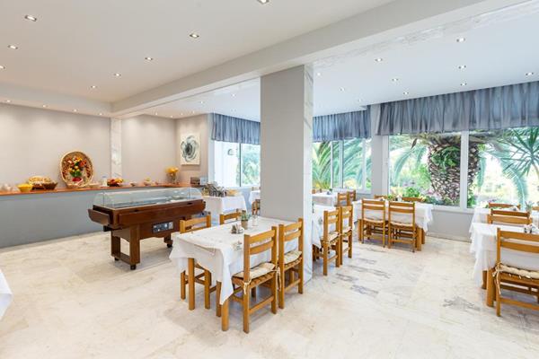 Astris Sun Hotel - restoran.jpg