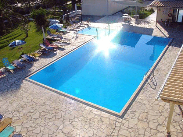 Nastos Hotel _ Resort - bazen.jpg