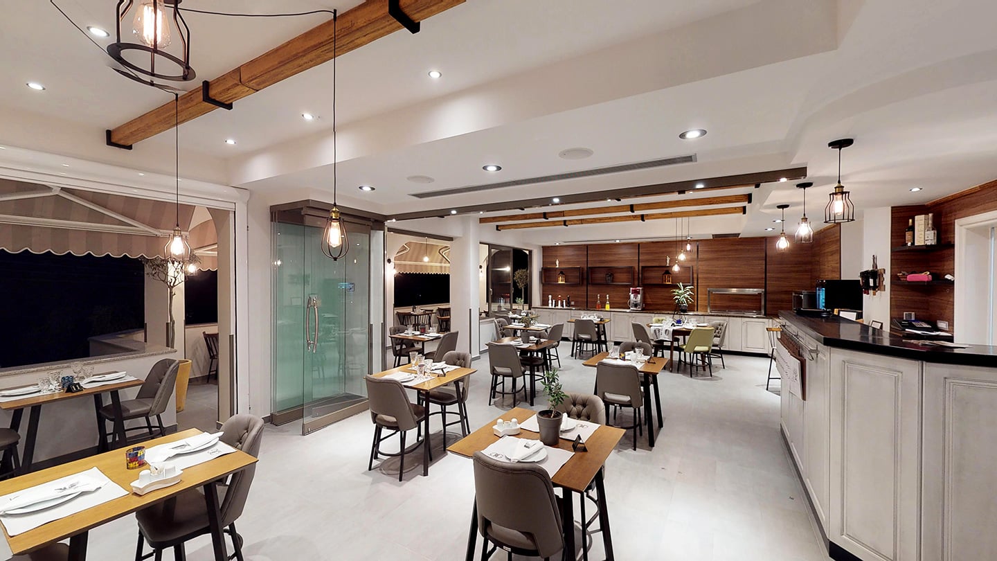 Hotel-Adamas-restaurant-1.jpg